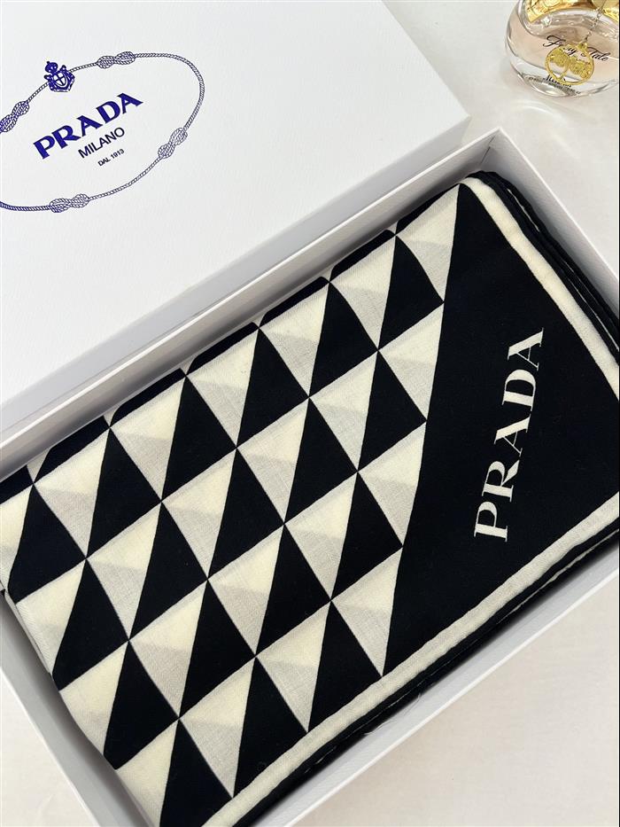 2026116121115372 140